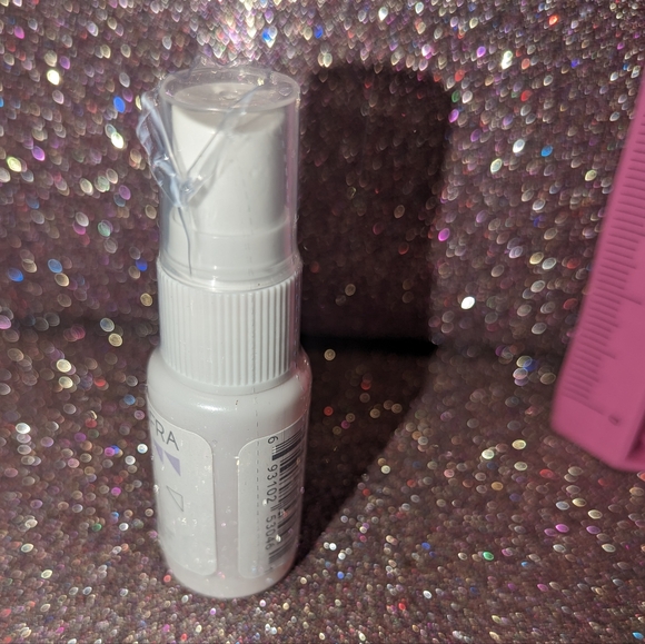 $4 Ofra Makeup Fixer Setting Spray - Picture 3 of 4